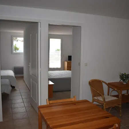 La Des Trois Iles Hotell